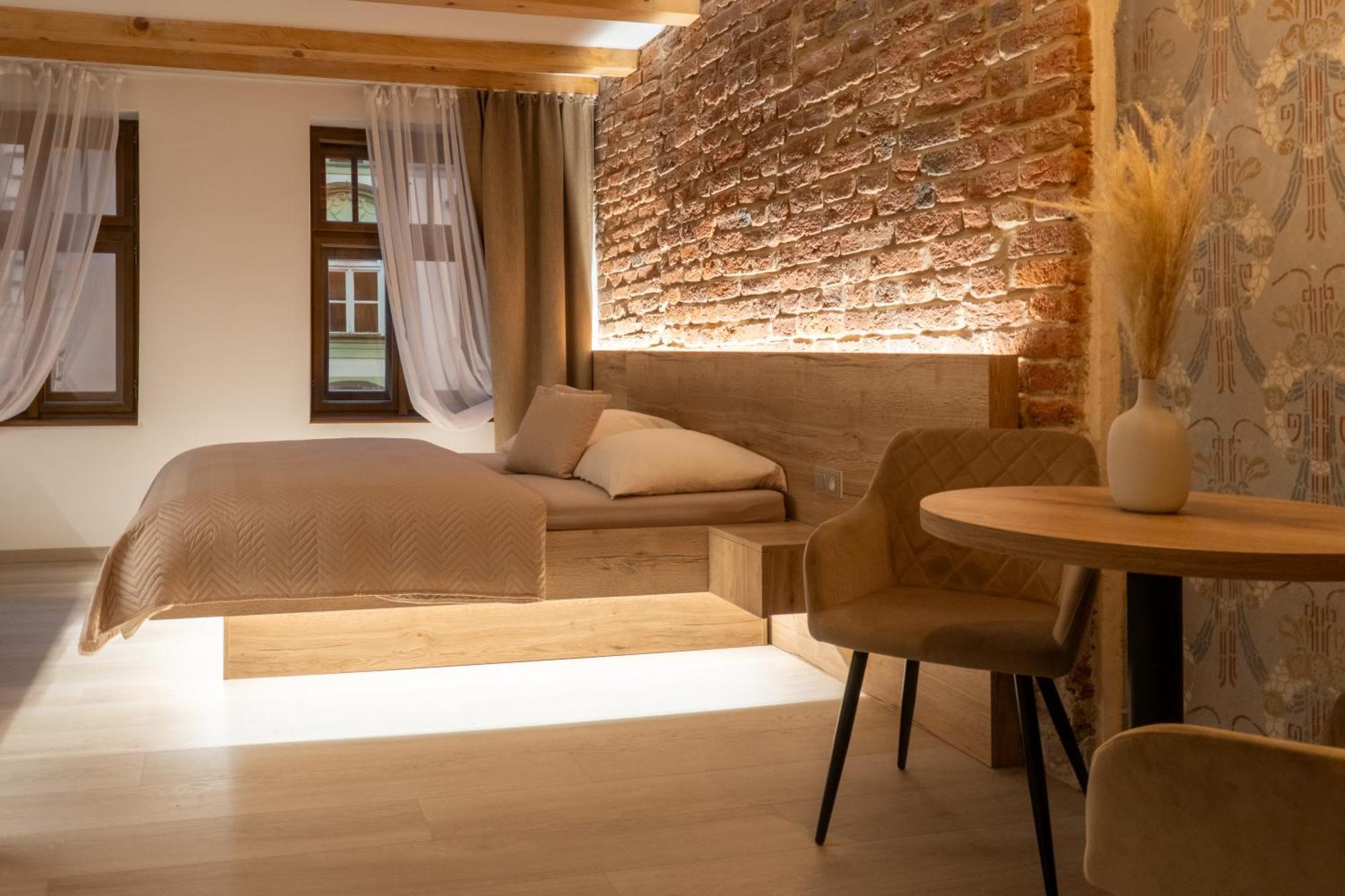 White Wolf Boutique Apartments Olomouc Exterior photo
